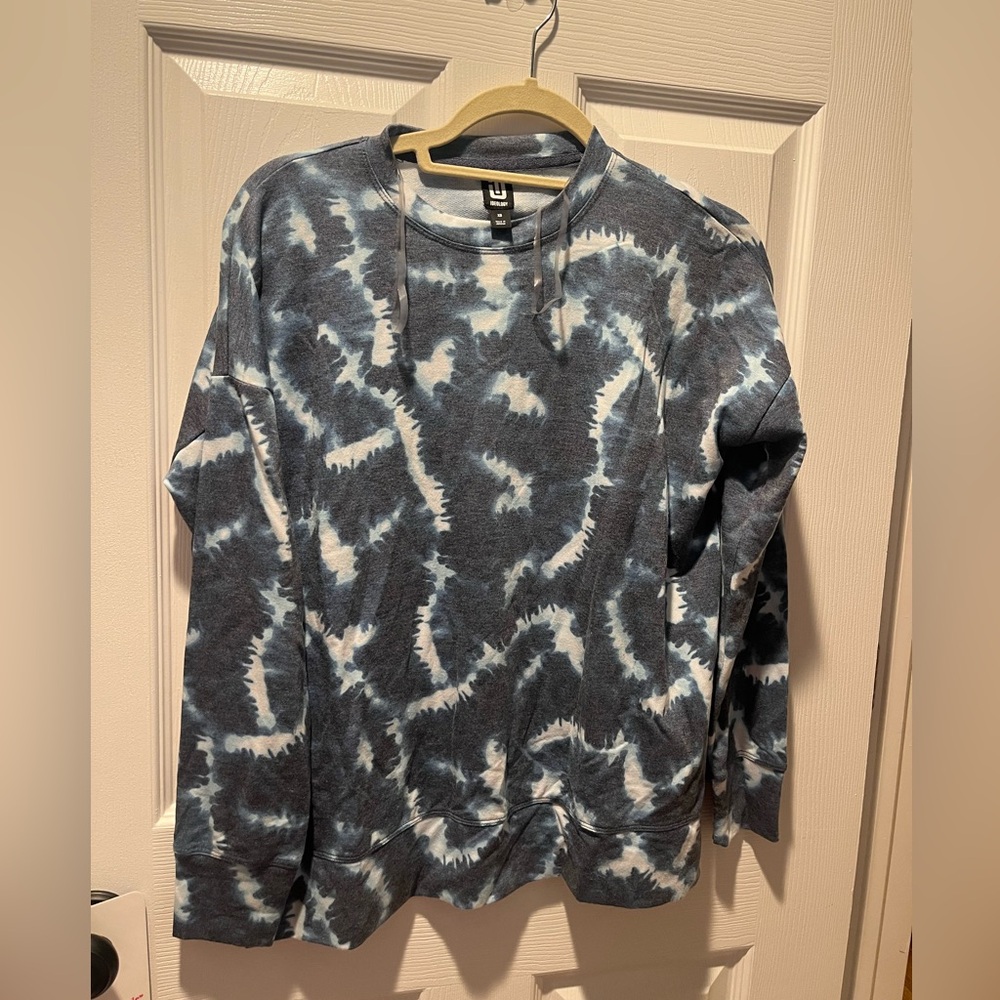 Women’s shirt